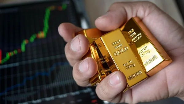 PREDIKSI HARGA EMAS DAN STRATEGI INVESTASI EMAS DI 2026